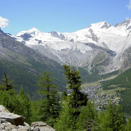 アパート Haus Rubin サース・アルマゲル