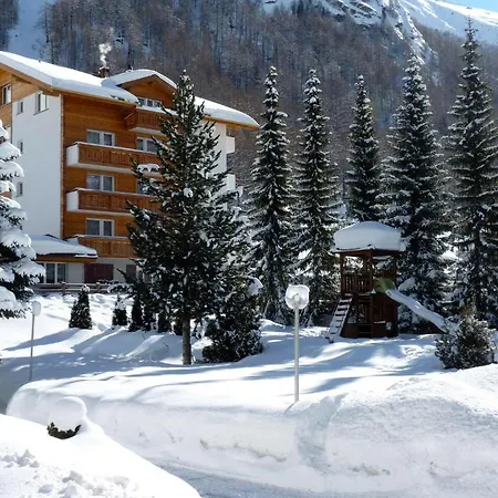 Haus Rubin * Saas-Almagell