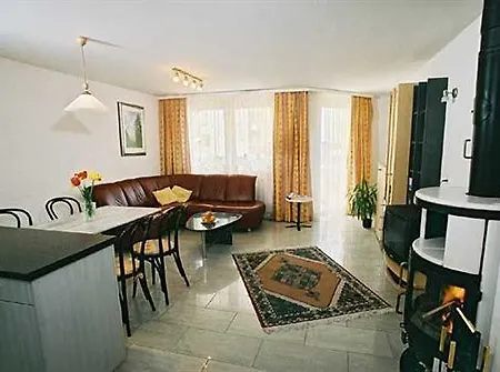 アパート Haus Rubin サース・アルマゲル